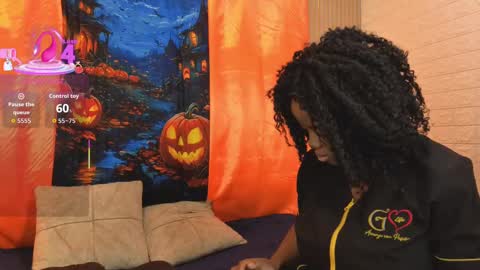 Snapshot of kiarazafira chatting on October 8, 2025, 10:13 am kiarazafira online show from October 8, 2025, 10:13 am