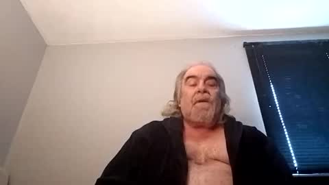 Snapshot of kickinme chatting on March 9, 2025, 2:54 pm KICKINME online show from March 9, 2025, 2:54 pm