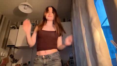 Ola my name is Lissa  Lets hit 10 Thumbs Up together   online show from March 25, 2026, 3:18 pm