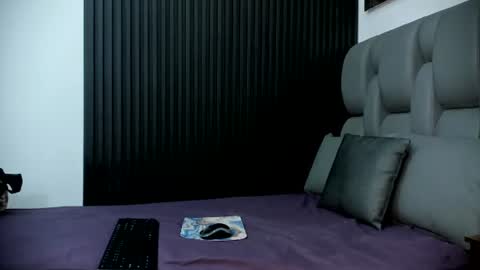 Kiara  online show from June 23, 2026, 3:26 am