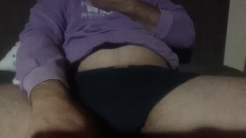 kiki3526 online show from April 2, 2026, 9:01 pm