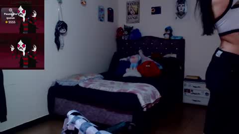 kIKI online show from July 6, 2026, 3:03 pm