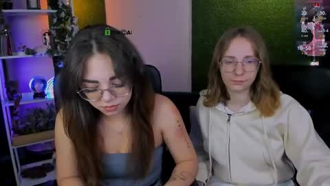 kiki_swan online show from June 4, 2026, 7:31 pm