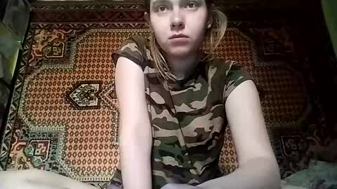 Snapshot of kikibang_ chatting on October 17, 2025, 8:28 am kikibang_ online show from October 17, 2025, 8:28 am