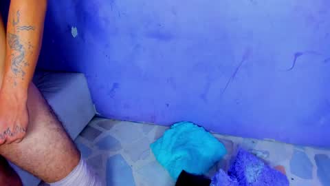 kikio_yu online show from March 8, 2025, 4:50 pm