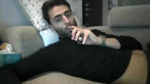 kikkus01 online show from February 9, 2026, 9:30 pm