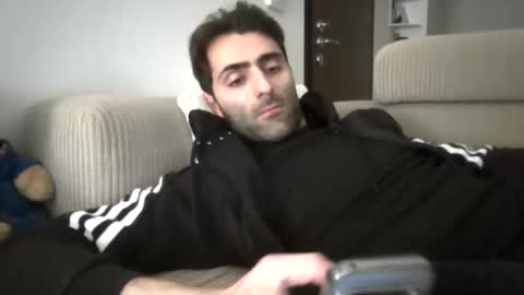 kikkus01 online show from February 22, 2026, 8:51 pm