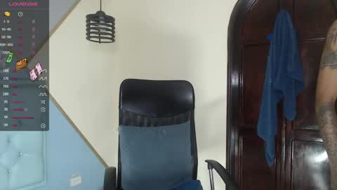 Snapshot of kilian_xx chatting on December 23, 2024, 12:41 pm Kilian xxx online show from December 23, 2024, 12:41 pm