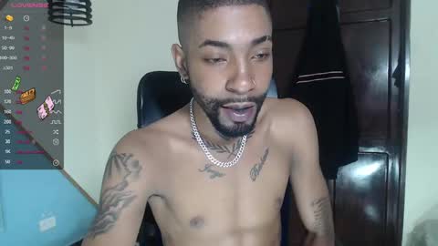 Snapshot of kilian_xx chatting on January 14, 2025, 1:06 pm Kilian xxx online show from January 14, 2025, 1:06 pm