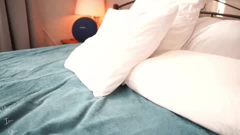 Snapshot of killer_in_you_ chatting on February 21, 2025, 9:34 am Something around 7 pm till 2 am PST online show from February 21, 2025, 9:34 am