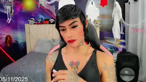 kylie anthonella online show from November 5, 2025, 5:02 pm