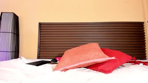 kim online show from February 27, 2026, 8:42 pm