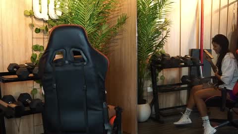 Kim online show from September 23, 2025, 1:03 pm