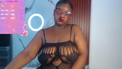 Kim  Follow me please online show from May 10, 2026, 3:01 am