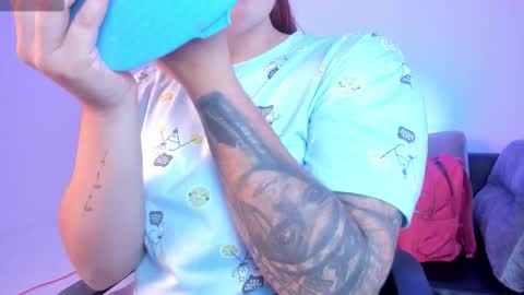 Snapshot of kim_brown_ chatting on September 15, 2025, 10:37 am Kim online show from September 15, 2025, 10:37 am