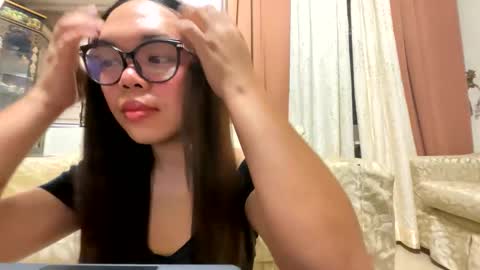 KYLIE online show from April 10, 2026, 4:12 pm