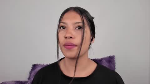 Snapshot of kim_mouth17 chatting on November 19, 2025, 3:06 am kim_mouth17 online show from November 19, 2025, 3:06 am