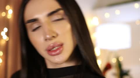 Snapshot of kim_oberlin chatting on January 7, 2025, 11:37 am Kim Oberlin online show from January 7, 2025, 11:37 am