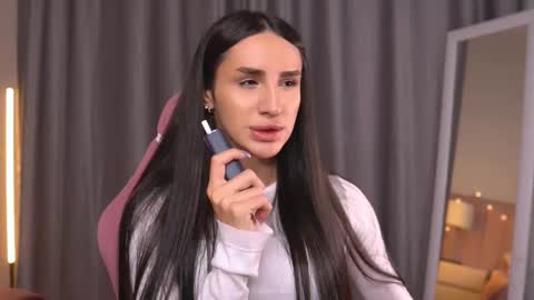 Snapshot of kim_oberlin chatting on November 4, 2025, 11:09 am Kim Oberlin online show from November 4, 2025, 11:09 am