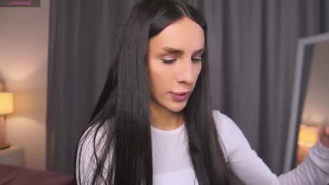 Snapshot of kim_oberlin chatting on November 5, 2025, 11:10 am Kim Oberlin online show from November 5, 2025, 11:10 am