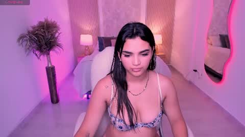 Snapshot of kim_stonee_ chatting on July 11, 2026, 7:27 pm Kim online show from July 11, 2026, 7:27 pm