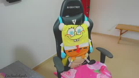 Snapshot of kim_wexler chatting on December 19, 2024, 9:17 pm OnlyFans kimberlywexlr online show from December 19, 2024, 9:17 pm