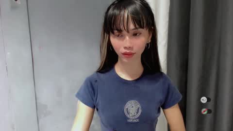 Snapshot of kimberly_tart chatting on December 23, 2024, 5:43 pm Kimberly online show from December 23, 2024, 5:43 pm