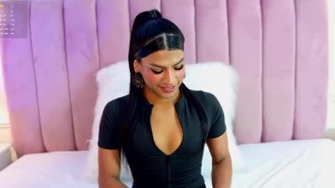 Kimberlyn online show from May 22, 2026, 8:25 pm