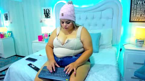 Snapshot of kimbrookss chatting on September 19, 2025, 11:00 am KimBrooks online show from September 19, 2025, 11:00 am