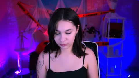 Snapshot of kimclarks chatting on October 30, 2025, 12:50 pm kimclarks online show from October 30, 2025, 12:50 pm