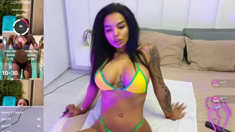 Snapshot of kimibrowny chatting on March 8, 2025, 9:06 am Kim online show from March 8, 2025, 9:06 am