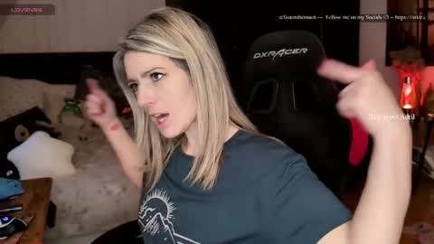 Wolfs Girl online show from April 9, 2026, 3:06 pm