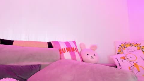 Natalie online show from April 14, 2026, 4:29 am