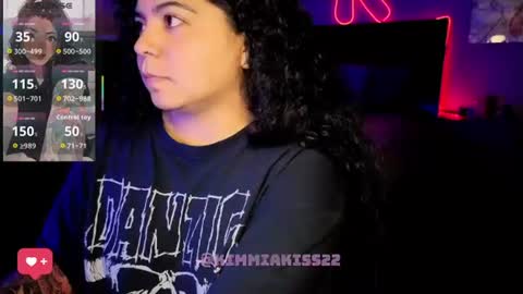Snapshot of kimmiakiss22 chatting on July 14, 2026, 2:05 am Kimmi online show from July 14, 2026, 2:05 am