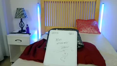 Kimmi Taylor online show from October 22, 2025, 7:35 pm