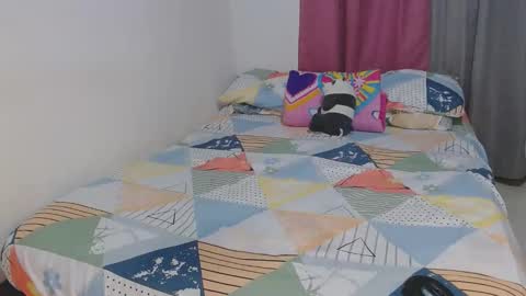 Snapshot of kimmy94192 chatting on January 23, 2025, 1:13 pm kimmy94192 online show from January 23, 2025, 1:13 pm