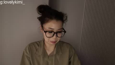 Snapshot of kimy_jina chatting on July 19, 2026, 3:43 am Kimi online show from July 19, 2026, 3:43 am