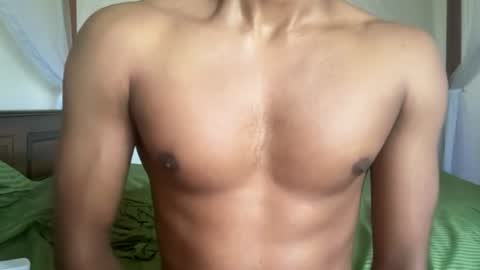 Snapshot of kinda_horny_right_now chatting on June 23, 2026, 4:54 am Isaac online show from June 23, 2026, 4:54 am
