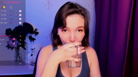 Hazel online show from January 7, 2026, 6:21 pm