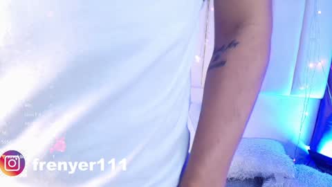 Snapshot of king_azahell chatting on January 24, 2025, 4:59 am king help me reach 100 likes online show from January 24, 2025, 4:59 am