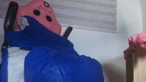 Bella online show from January 15, 2025, 9:02 am