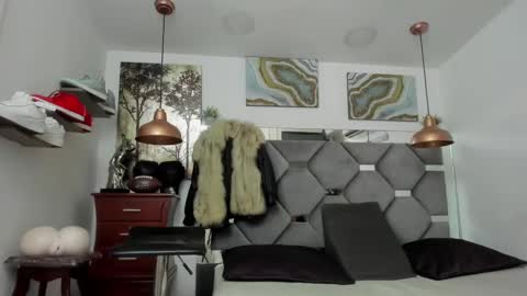 HOT MEN BLACK online show from February 12, 2025, 8:18 pm