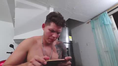 Snapshot of king_russo chatting on January 19, 2025, 12:49 am king_russo online show from January 19, 2025, 12:49 am