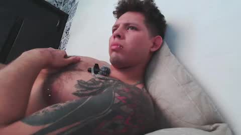 Snapshot of king_russo chatting on January 20, 2025, 5:06 pm king_russo online show from January 20, 2025, 5:06 pm