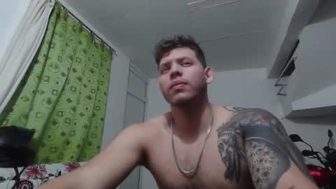 Snapshot of king_russo chatting on October 9, 2025, 12:19 am king_russo online show from October 9, 2025, 12:19 am