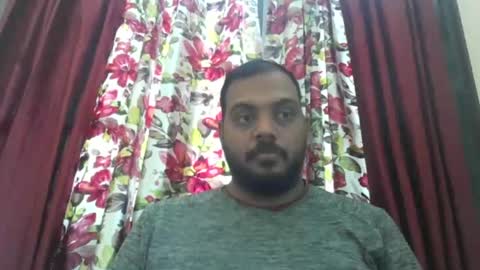 kingalpines1 online show from April 4, 2026, 1:48 am