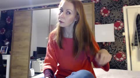 Snapshot of kingandprincess chatting on January 19, 2025, 5:28 pm sexysexyhotwetpinkredpussy online show from January 19, 2025, 5:28 pm