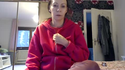sexysexyhotwetpinkredpussy online show from July 7, 2026, 8:24 pm