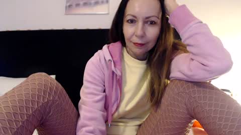sexysexyhotwetpinkredpussy online show from July 21, 2026, 7:27 pm