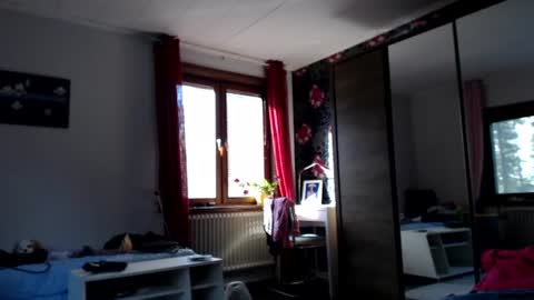 sexysexyhotwetpinkredpussy online show from July 27, 2026, 3:19 pm